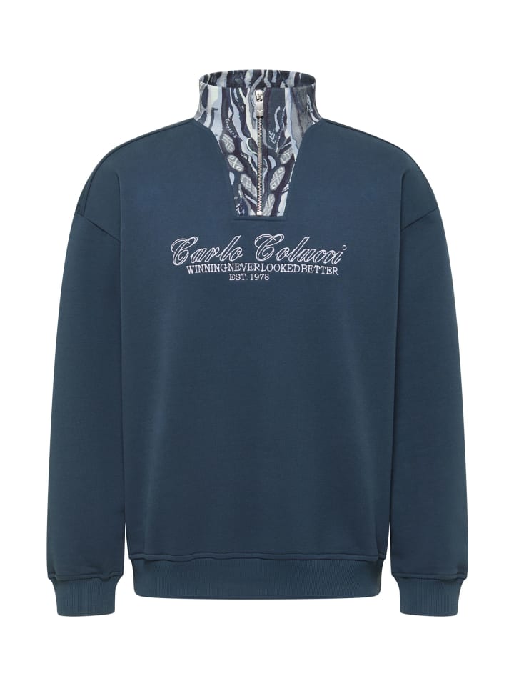 Troyer Favaro in Navy