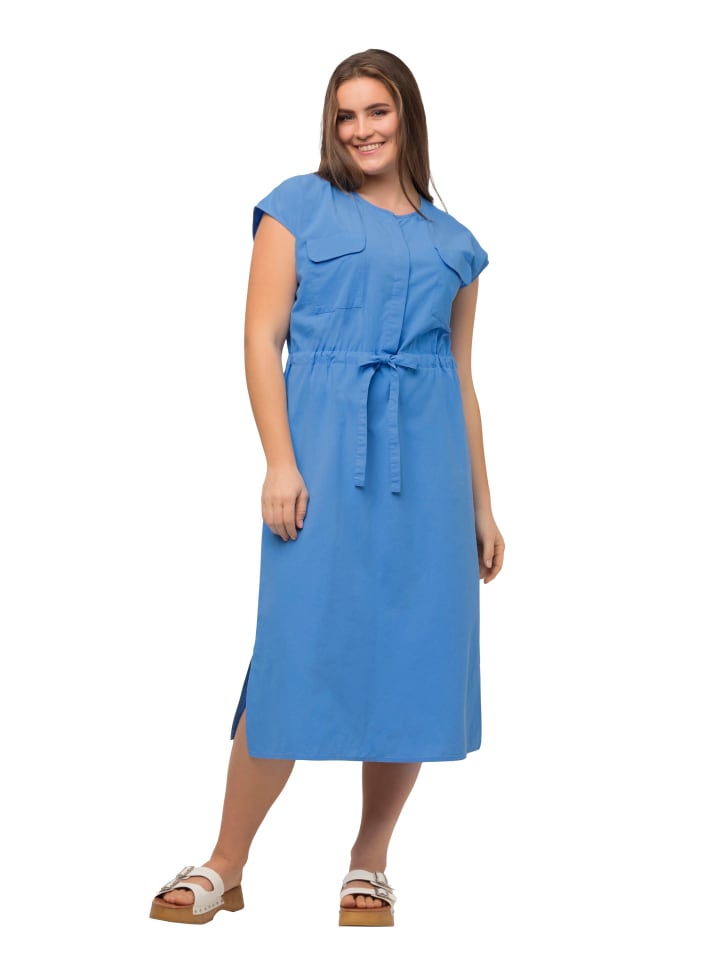Midikleid in helle kornblume