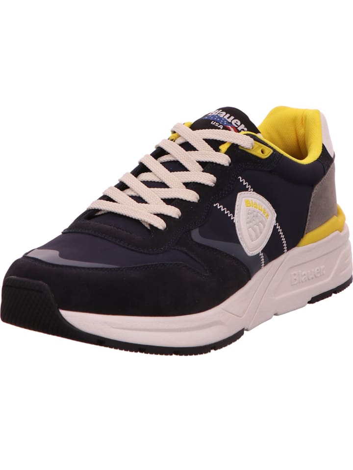 Sneaker in blau
