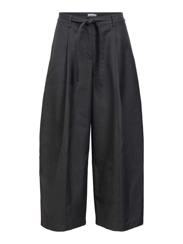 Hose in Gunmetal1