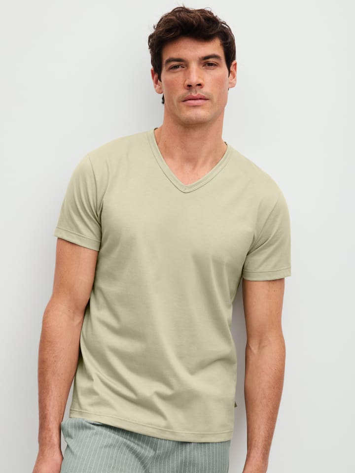 Shirt in tea green