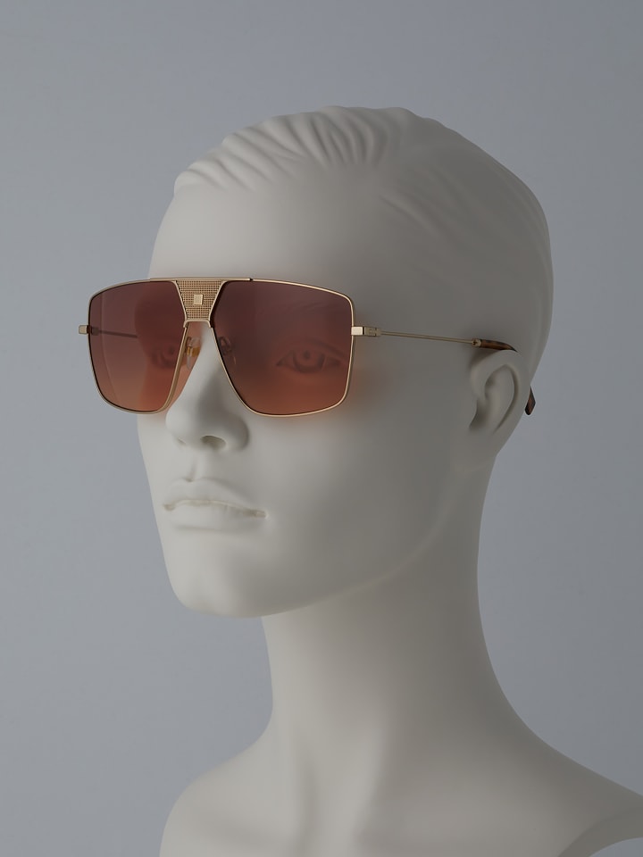 Sonnenbrille für Damen in gold