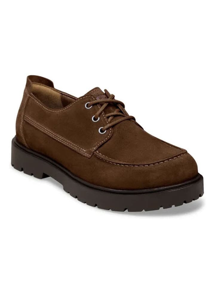 Sportlicher Schnürschuh in braun