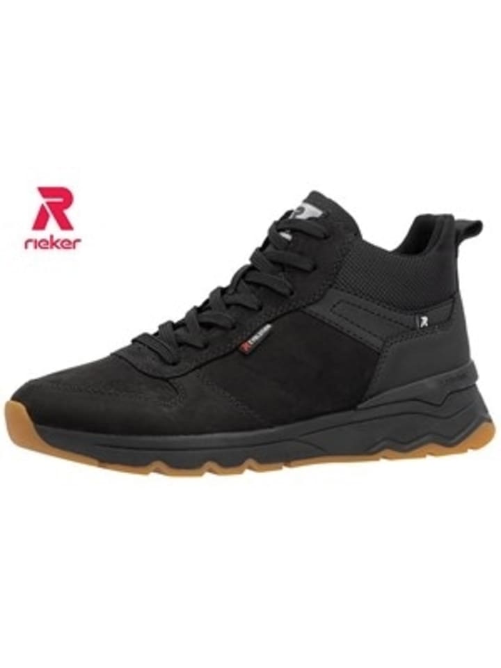 Stiefelette in schwarz