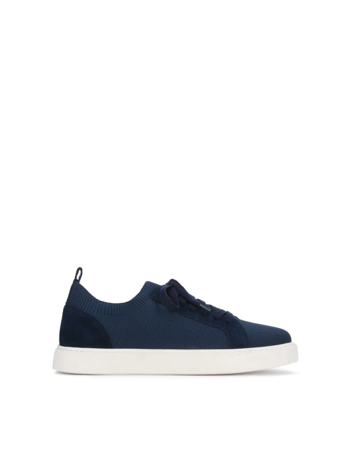 Sneaker Low in Dunkelblau