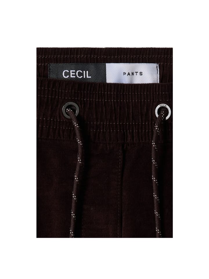 Hose in truffle brown