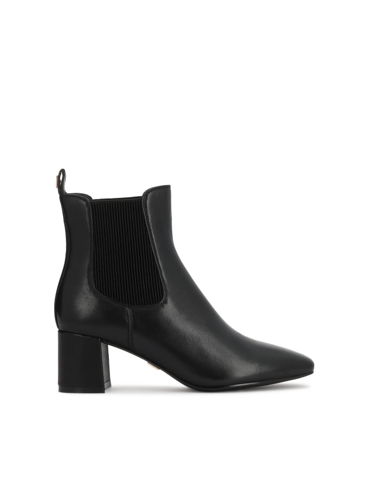 Boots in Schwarz