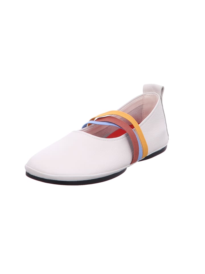 Schnürschuh in weiß