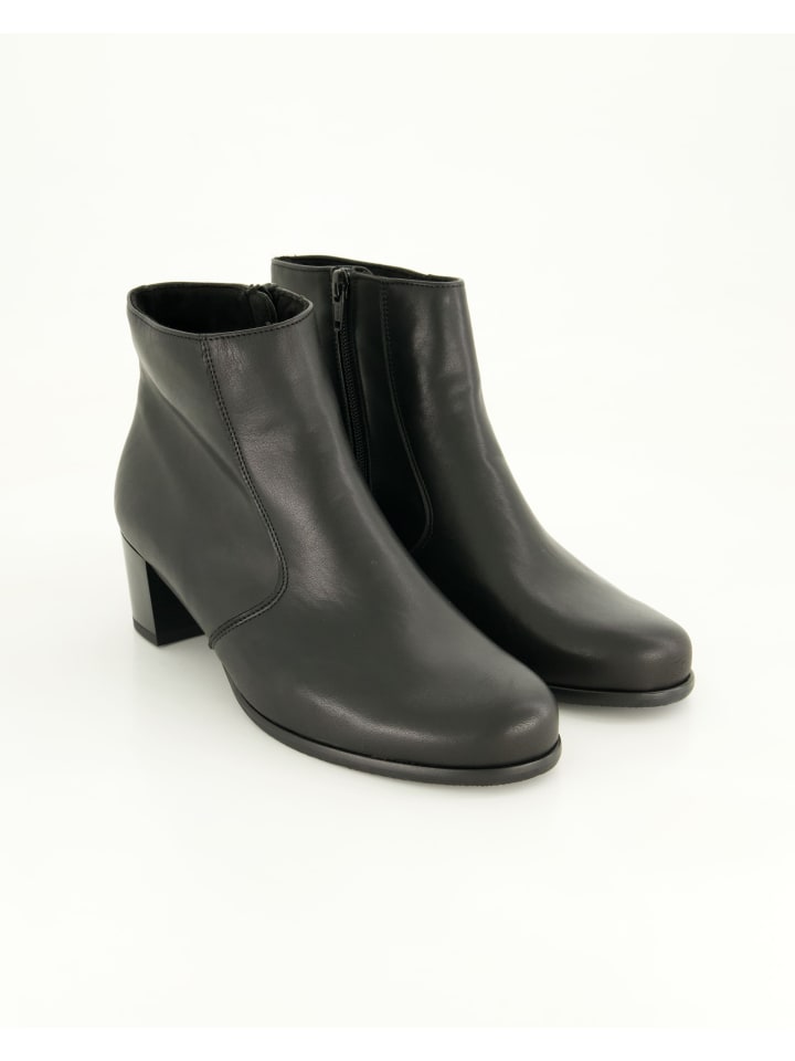 Klassische Stiefeletten in Schwarz