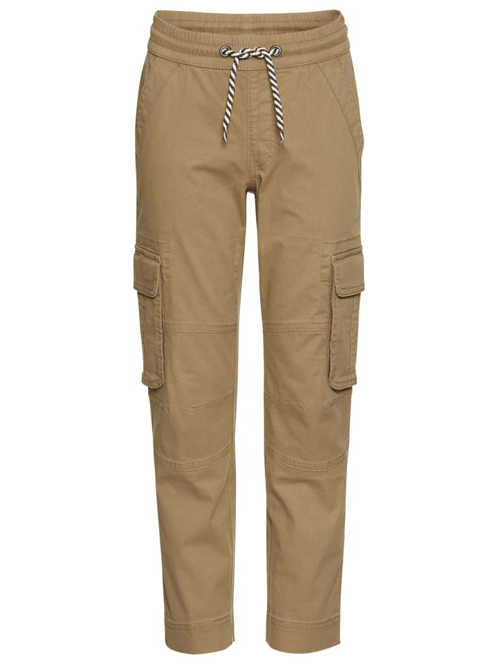 Cargohose in sand
