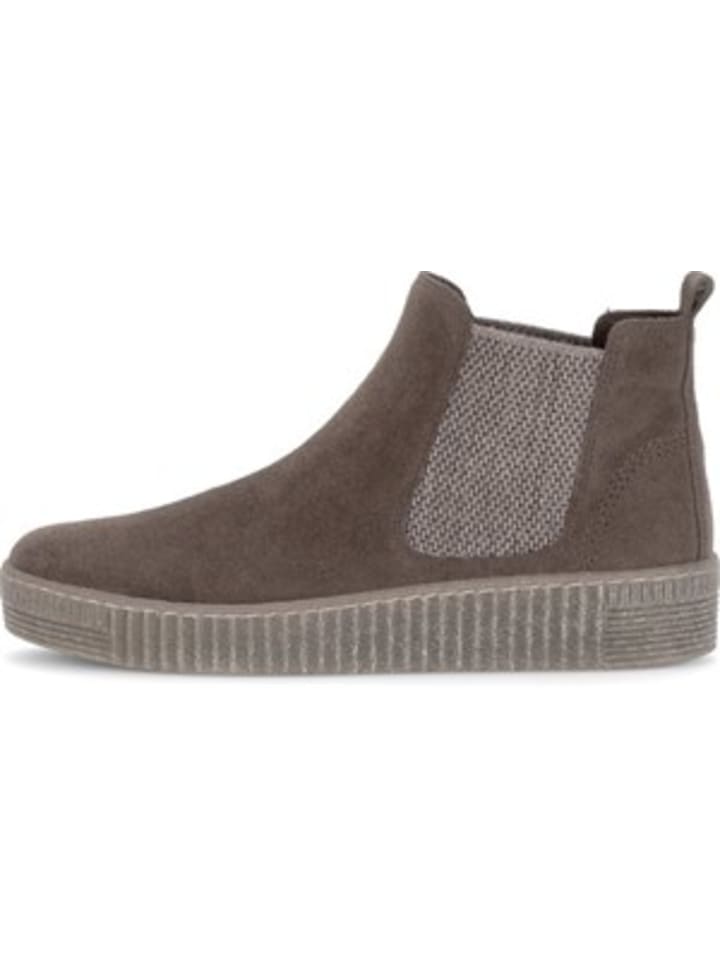 Schnürstiefel in braun