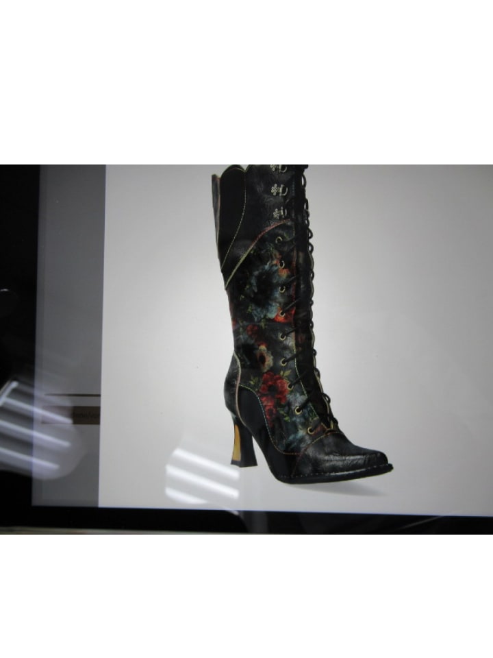Schaftstiefel in Schwarz