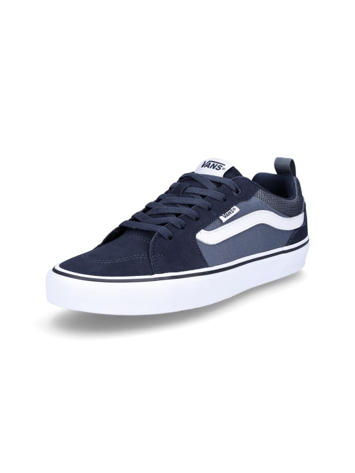 Sneaker in blau