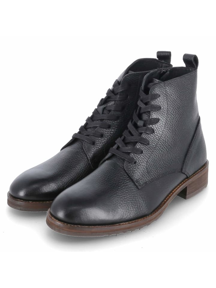 Boots in schwarz
