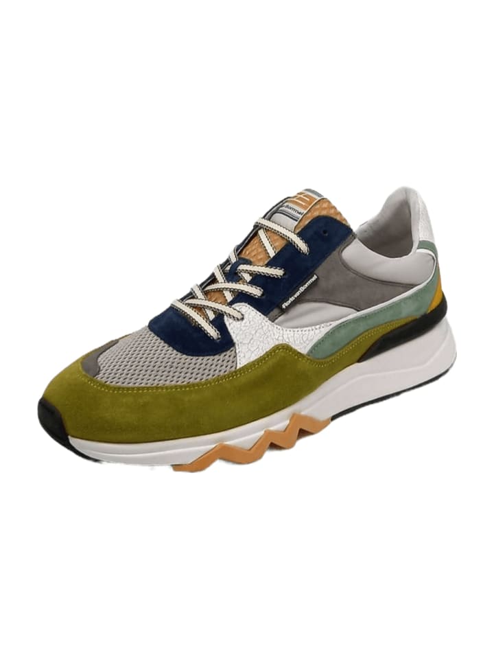 Sneaker Low in Bunt