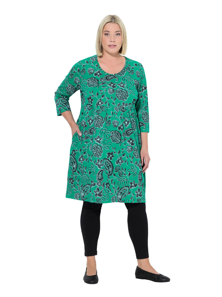 Kleid in smaragd