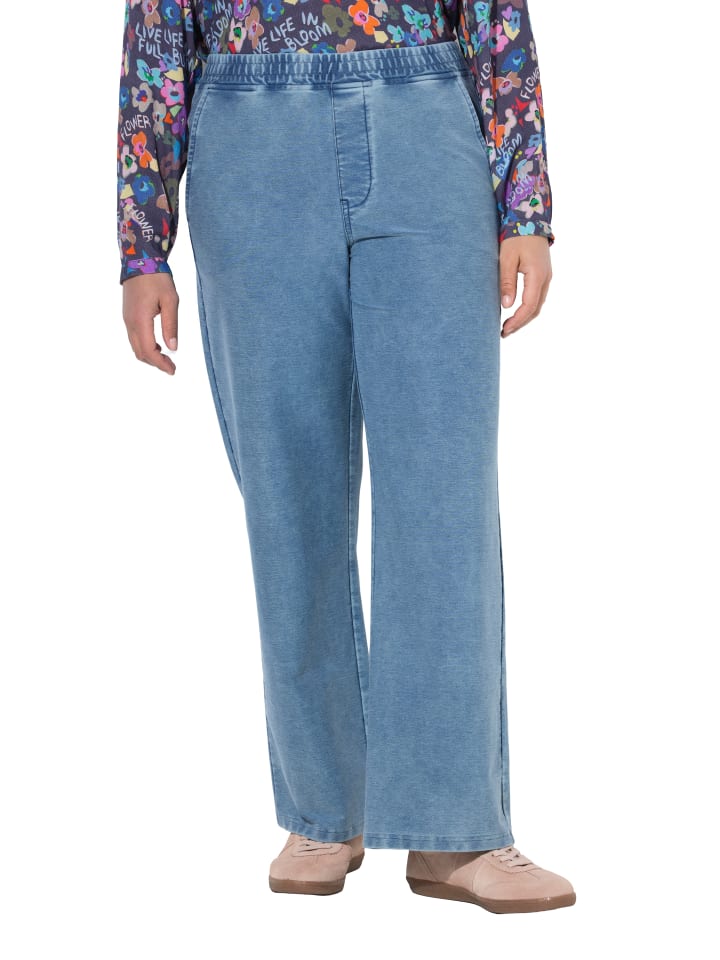 Jeans in light blue