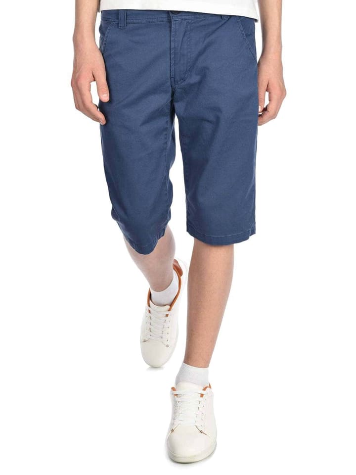 Chino Shorts in Blau