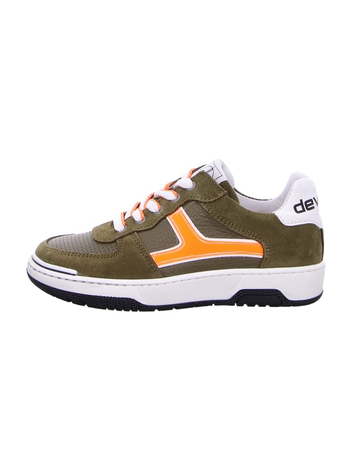 Sportliche Schnürschuhe in Oliv