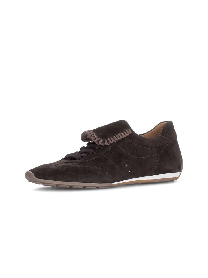 Sneaker low in braun