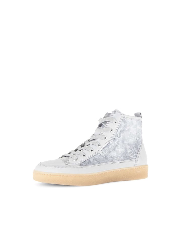 Sneaker high in grau