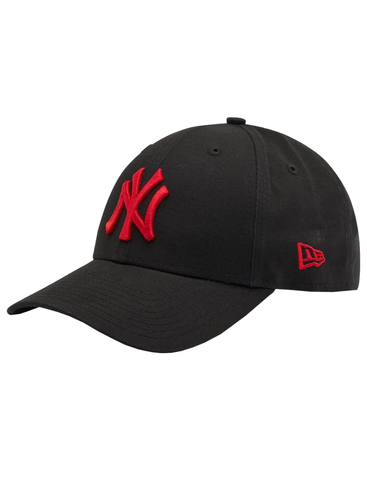 New Era 9FORTY New York Yankees Essential Logo Cap in Schwarz