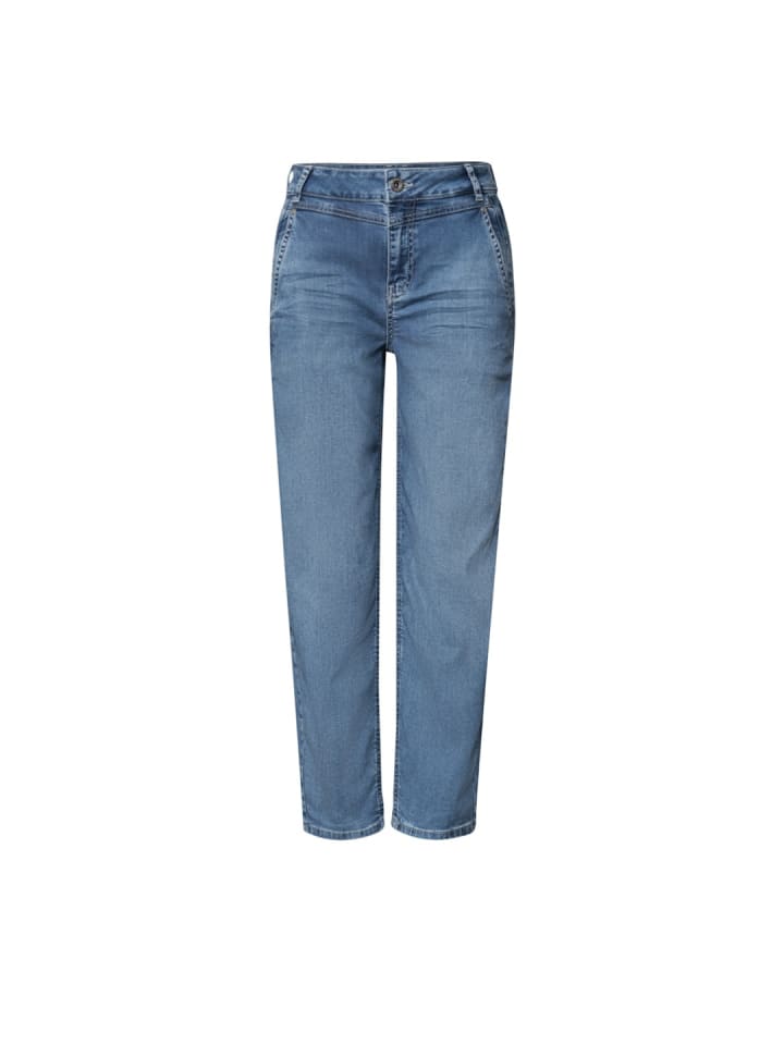Jeans in medium blue random wash