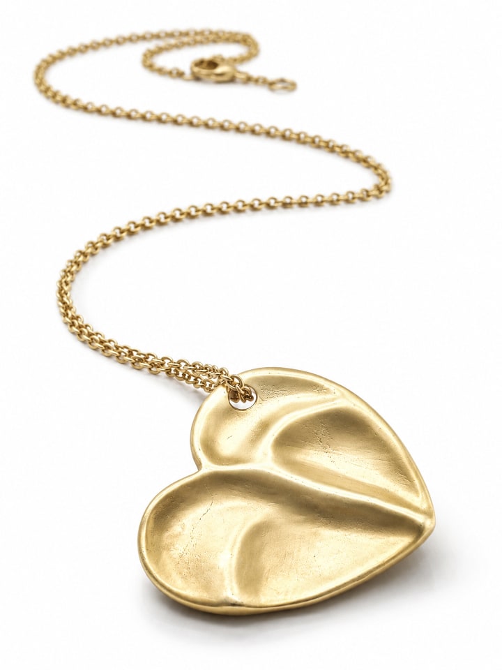 Lange Kette " Cuore " in altgold