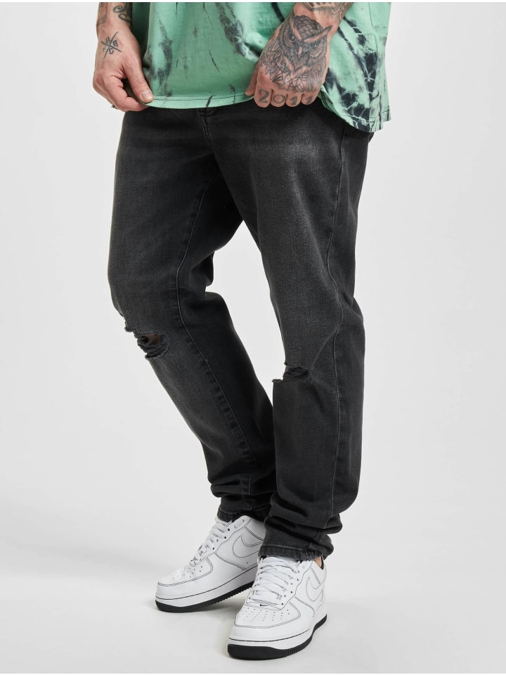 Slim Fit in Black