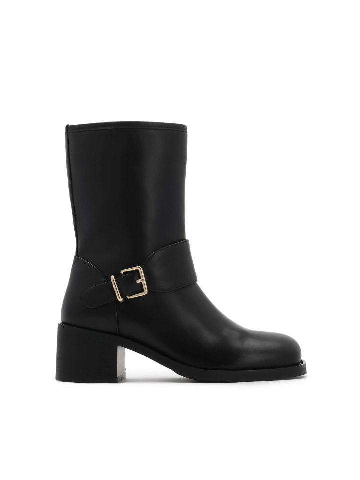Boots in Schwarz