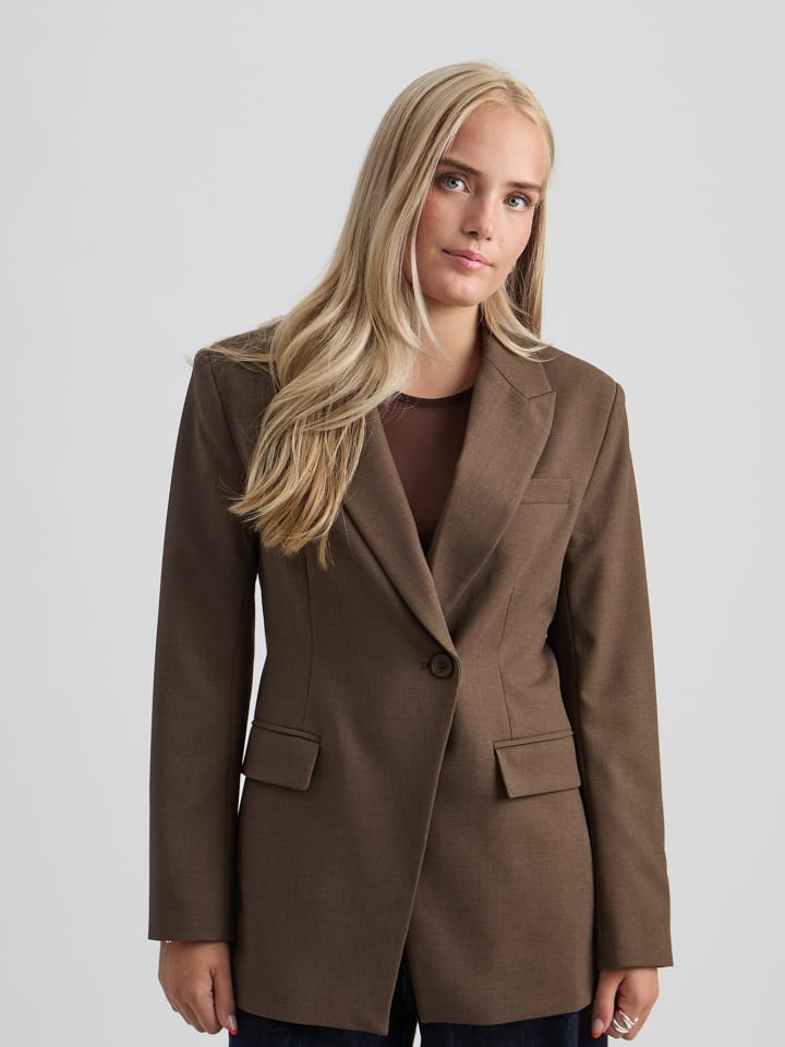 Blazer in Tiramisu