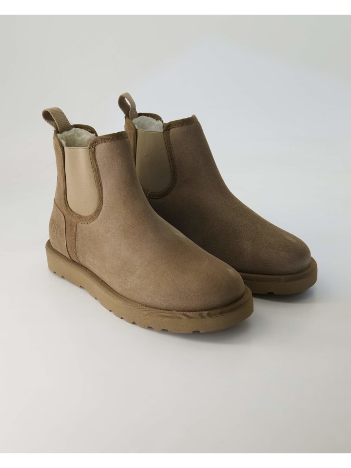 Chelsea Boots in Beige