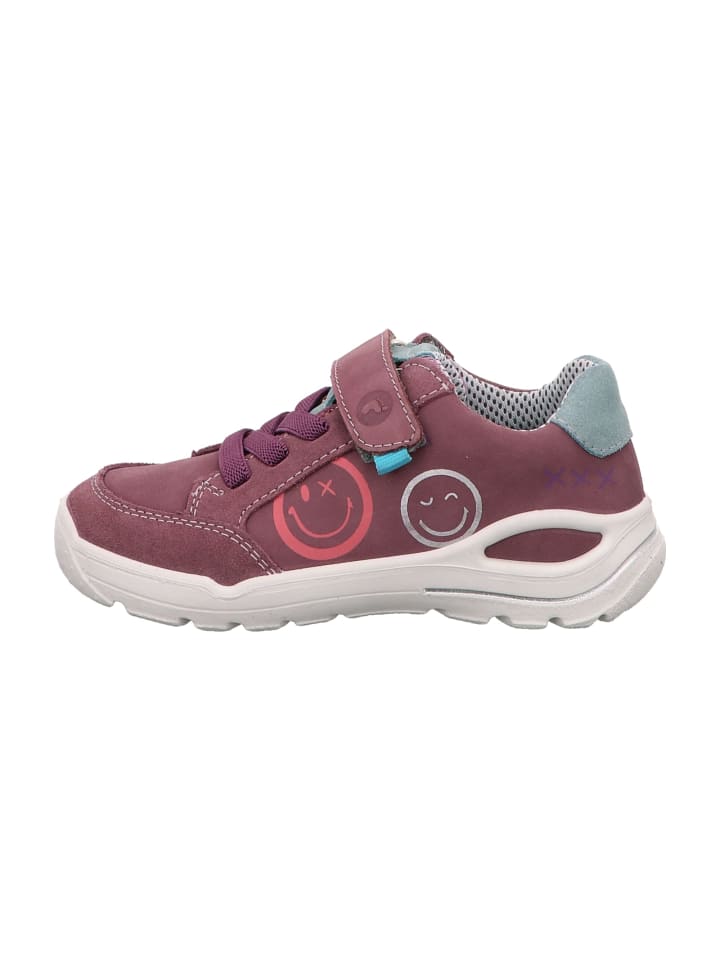 Sportliche Schnürschuhe in Lila