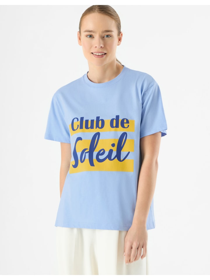 T-Shirt in blau