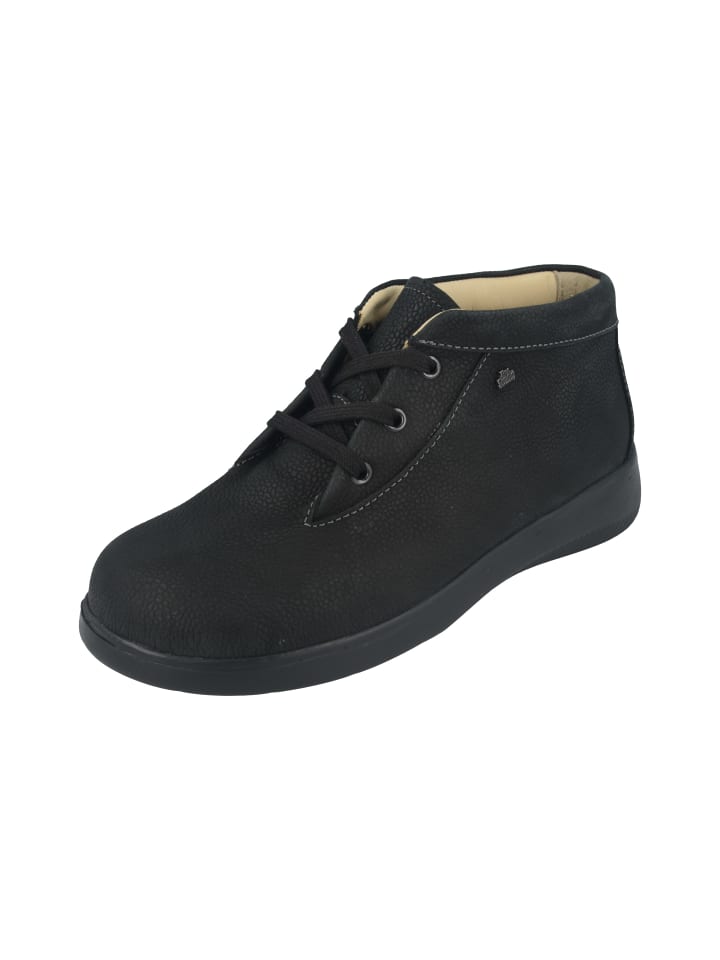 Stiefel in schwarz