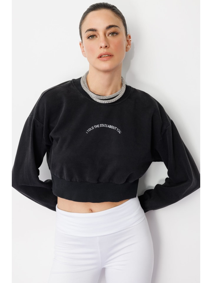 Sweatshirt im Schwarz