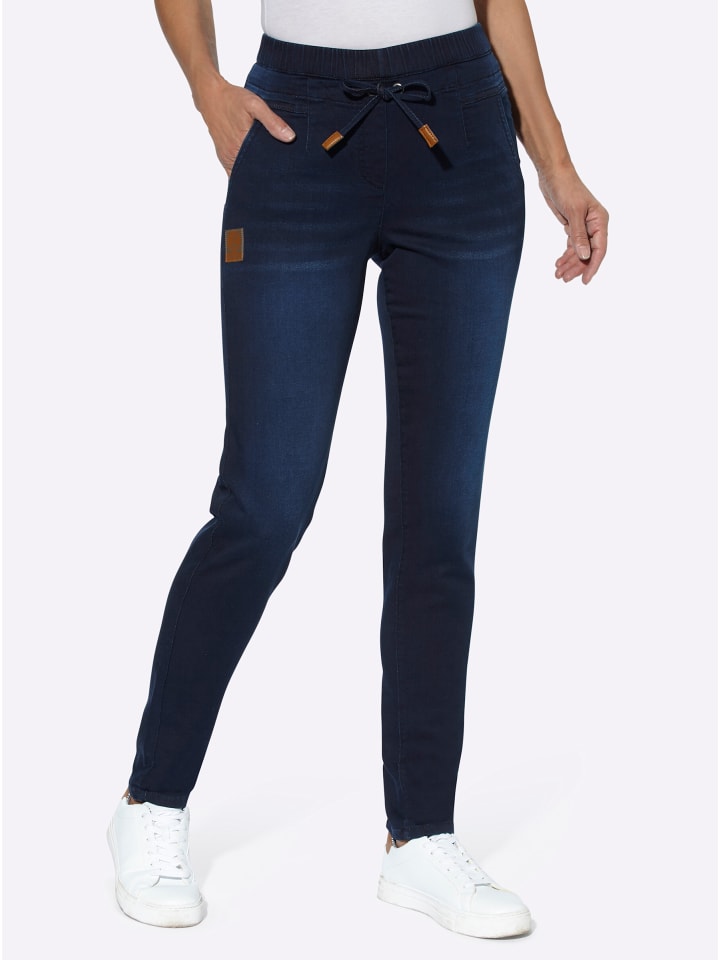 Jeans in dark blue