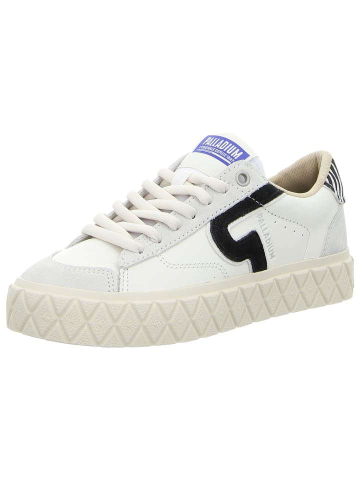 Sneaker in weiß