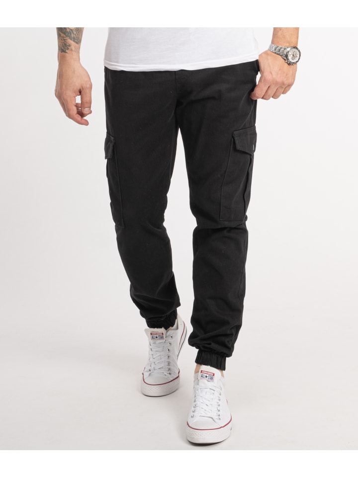 Cargohose in Schwarz