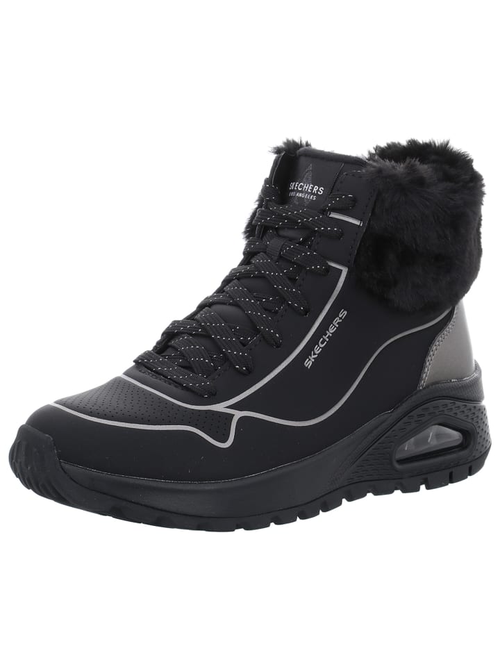 Stiefel in schwarz