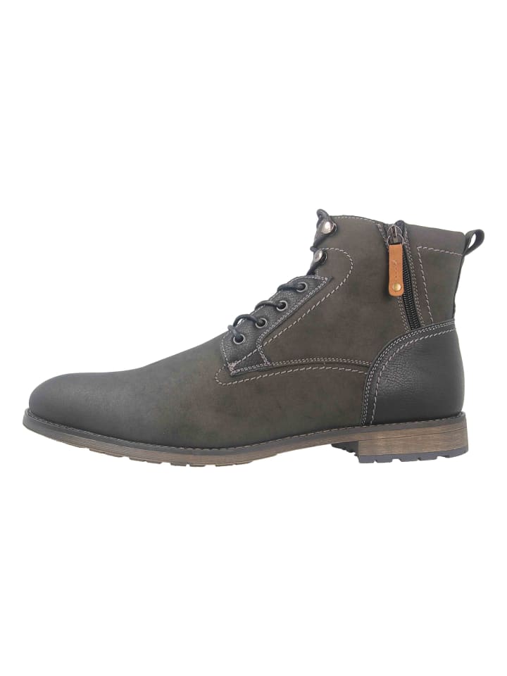 Boots in Schwarz