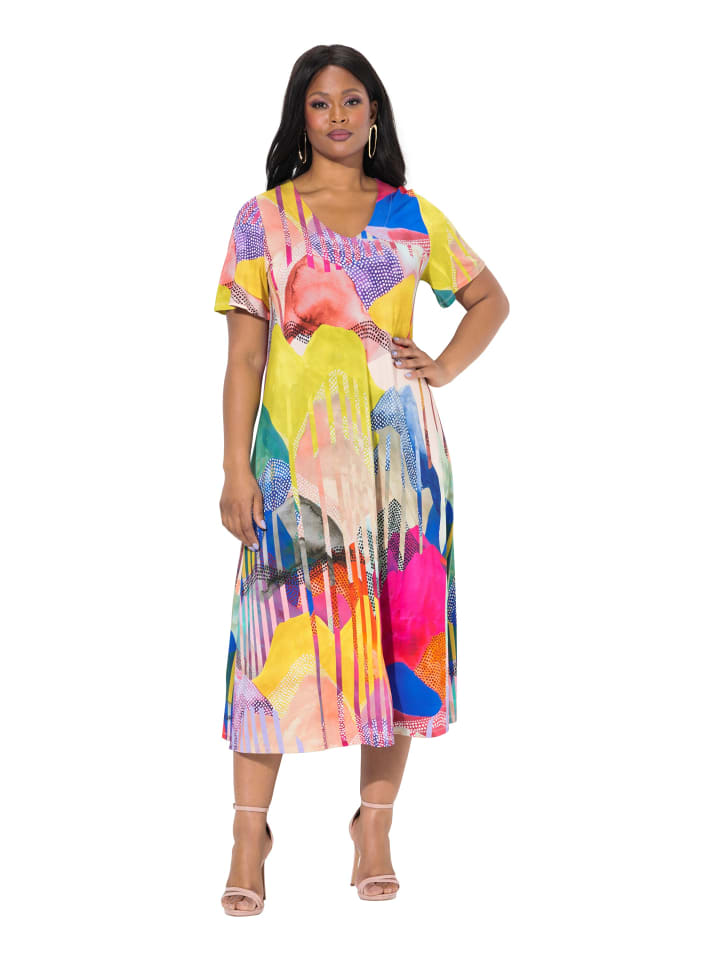 figurbetontes Kleid in magenta