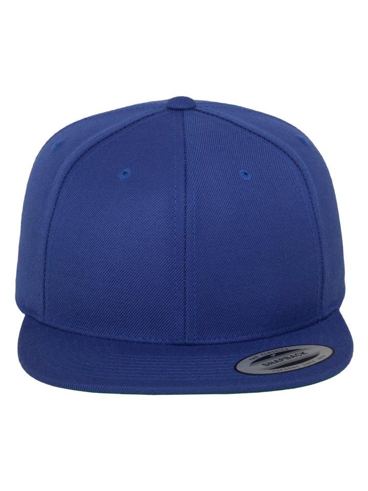 Snapback in royal