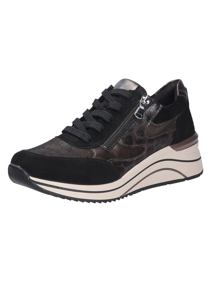 Schnürschuh in schwarz