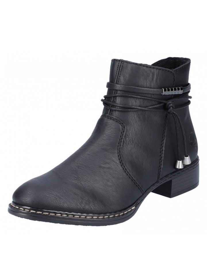 Stiefel in Schwarz