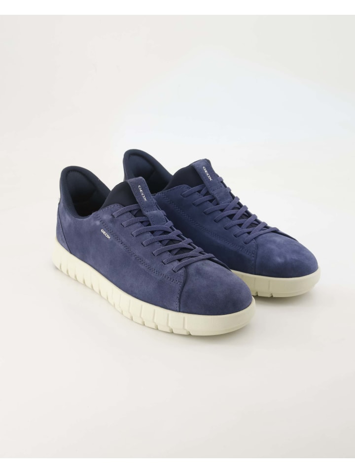 Slip On Sneaker in Blau