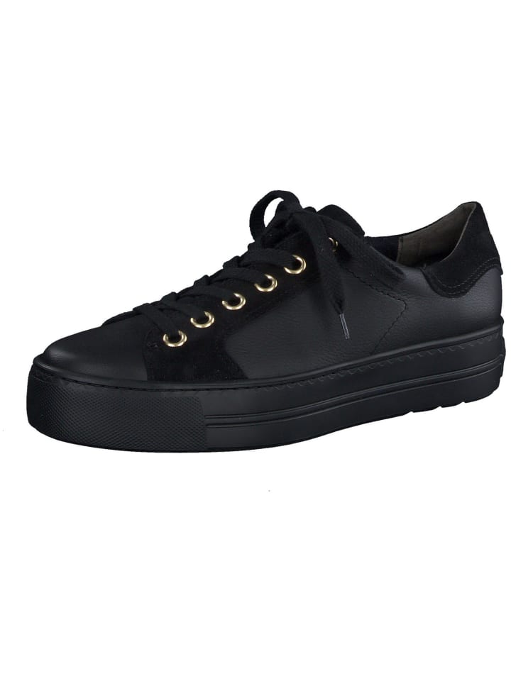 Klassischer Schnürschuh in schwarz