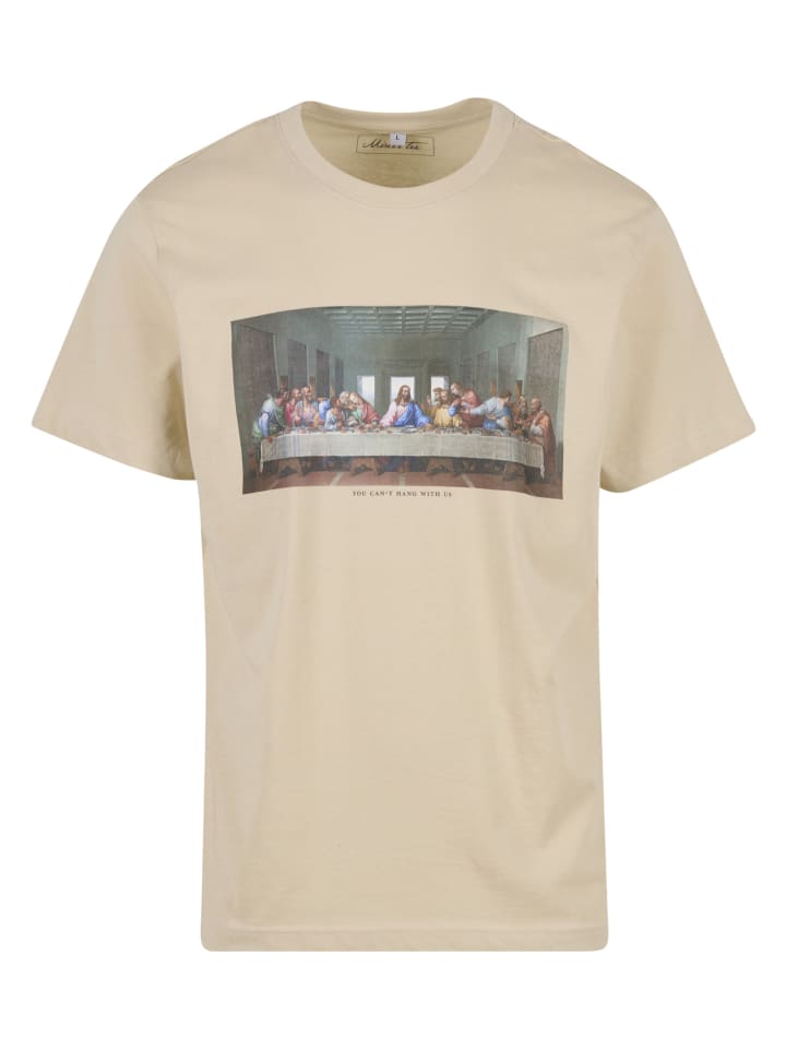 T-Shirt in sand