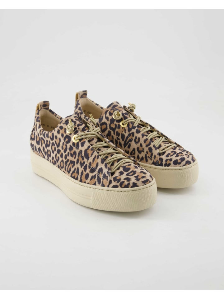 Sneaker low in Braun