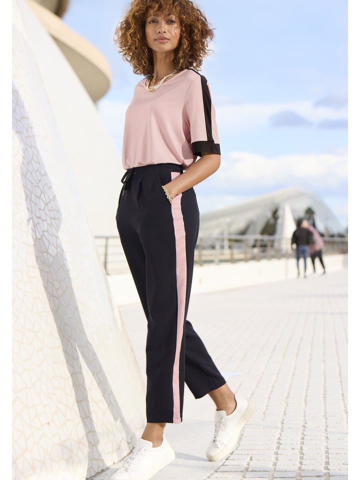 Kurzarmshirt in mauve-schwarz